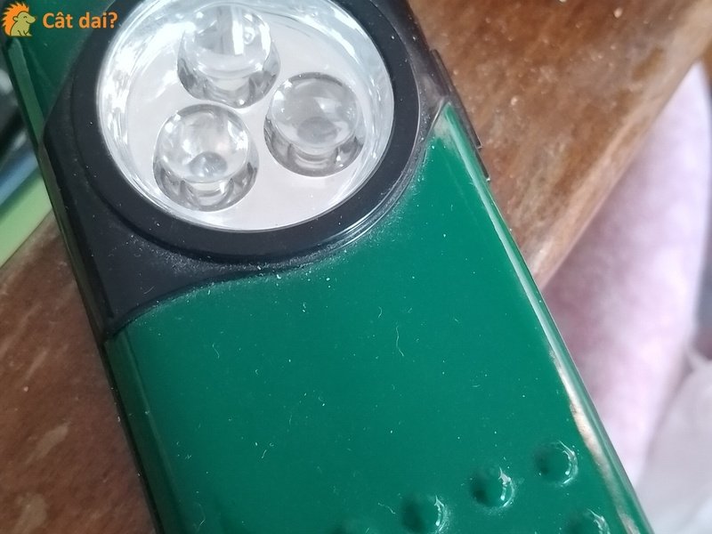 Papuci de casa, papuci de plaja si lanterna - 4/4