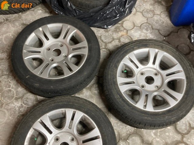 Set 4 Jante cu Anvelope Auto 155/65/16