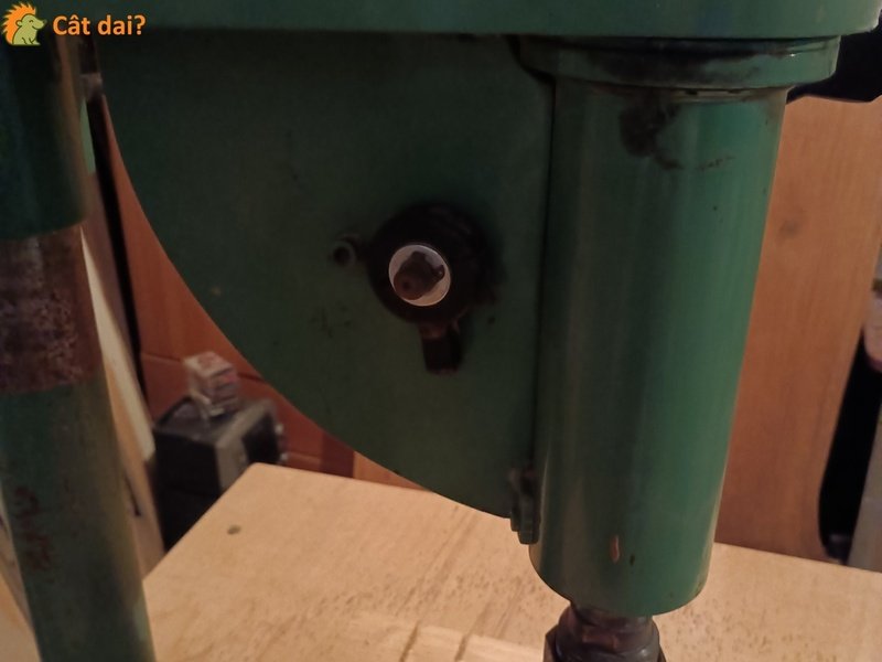 Masina de gaurit si frezat lemn, veche, functionala - 1/10