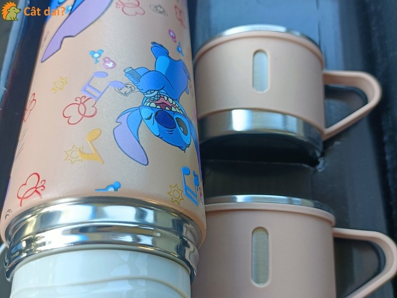 Termos cu doua cani Stitch - 1/3