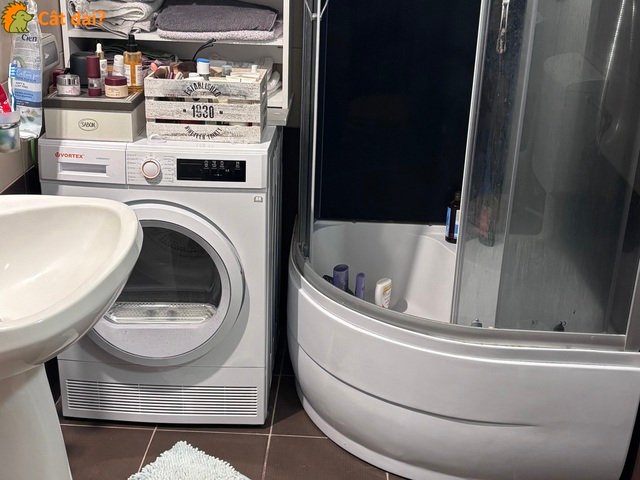 Apartament cu 3 camere de vanzare